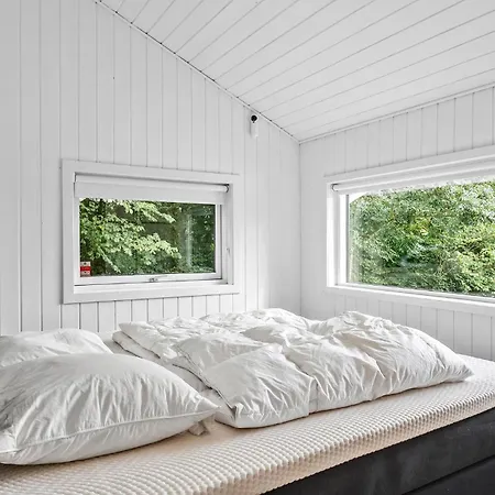 Gorgeous In With Jacuzzi Holiday home Kolding